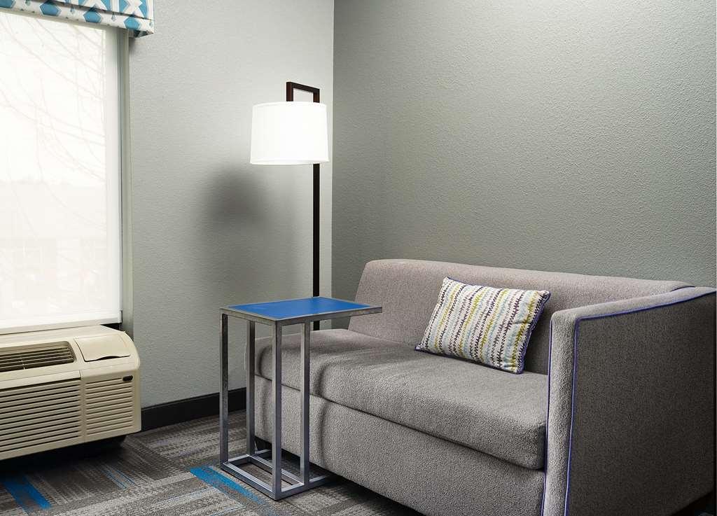 Hampton Inn Covington Va Номер фото