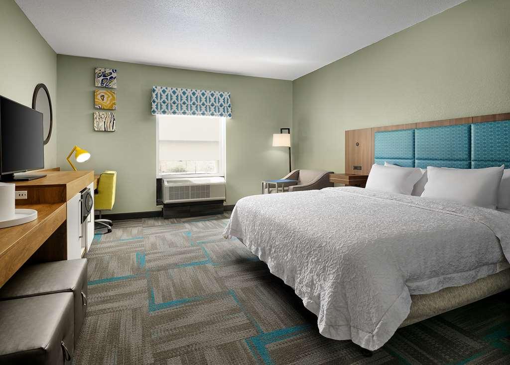 Hampton Inn Covington Va Номер фото