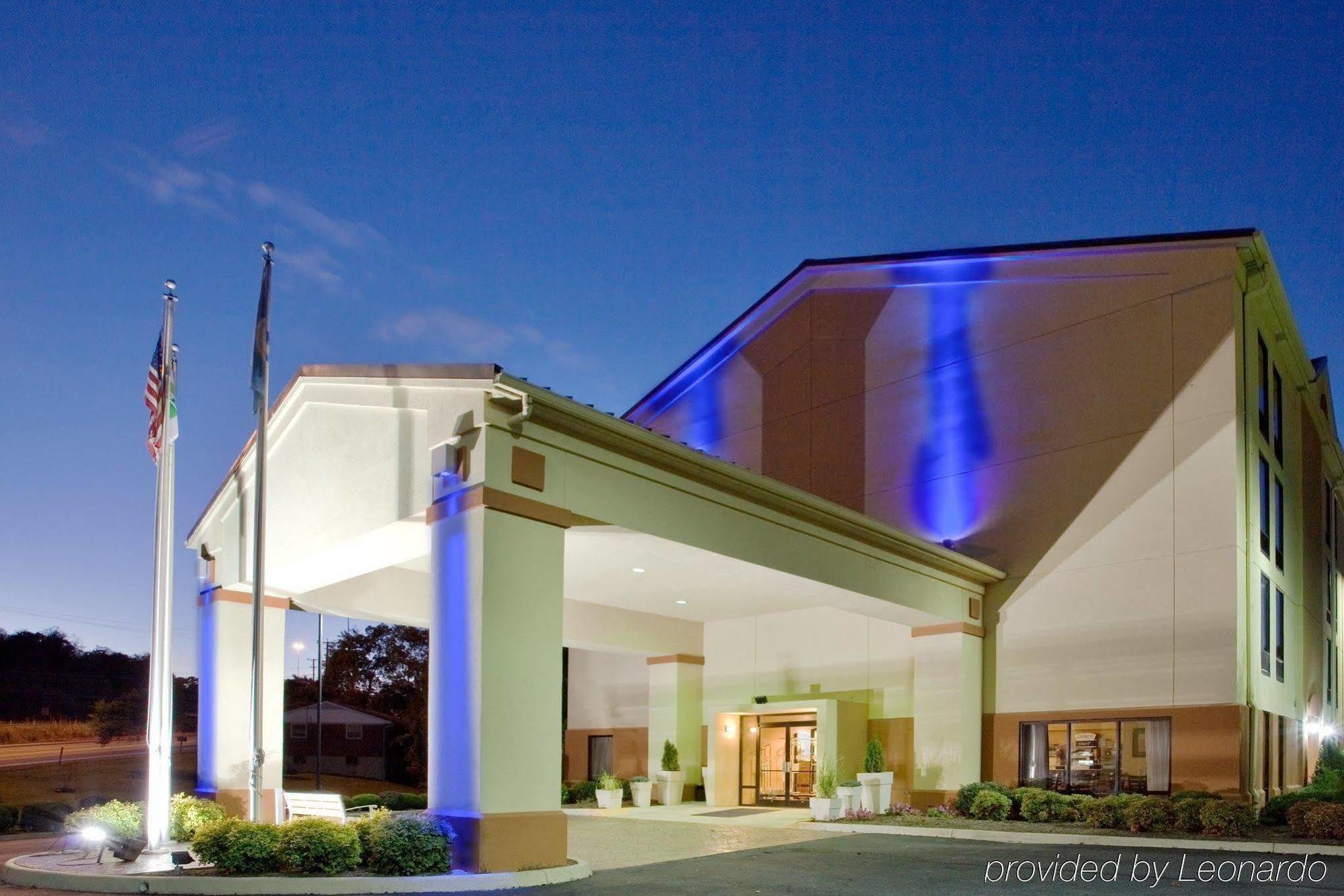 Hampton Inn Covington Va Экстерьер фото